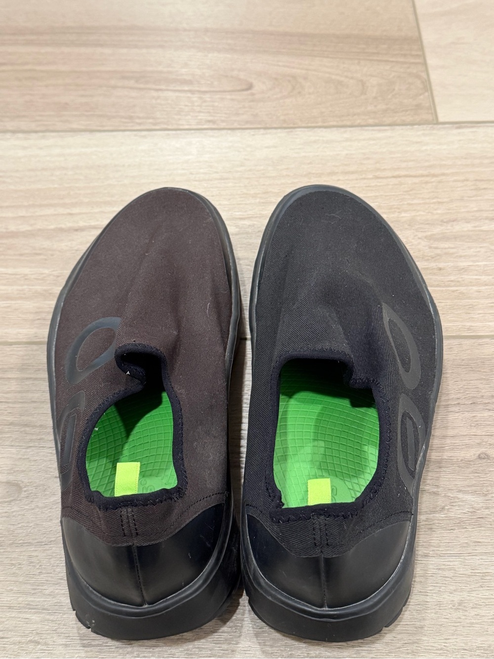 OOfos OOmg Eezee Low Top Comfort Recovery Shoe Black Size 12 - Picture 5 of 8